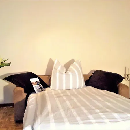 Zaehringerplatz Old Town Apartment *